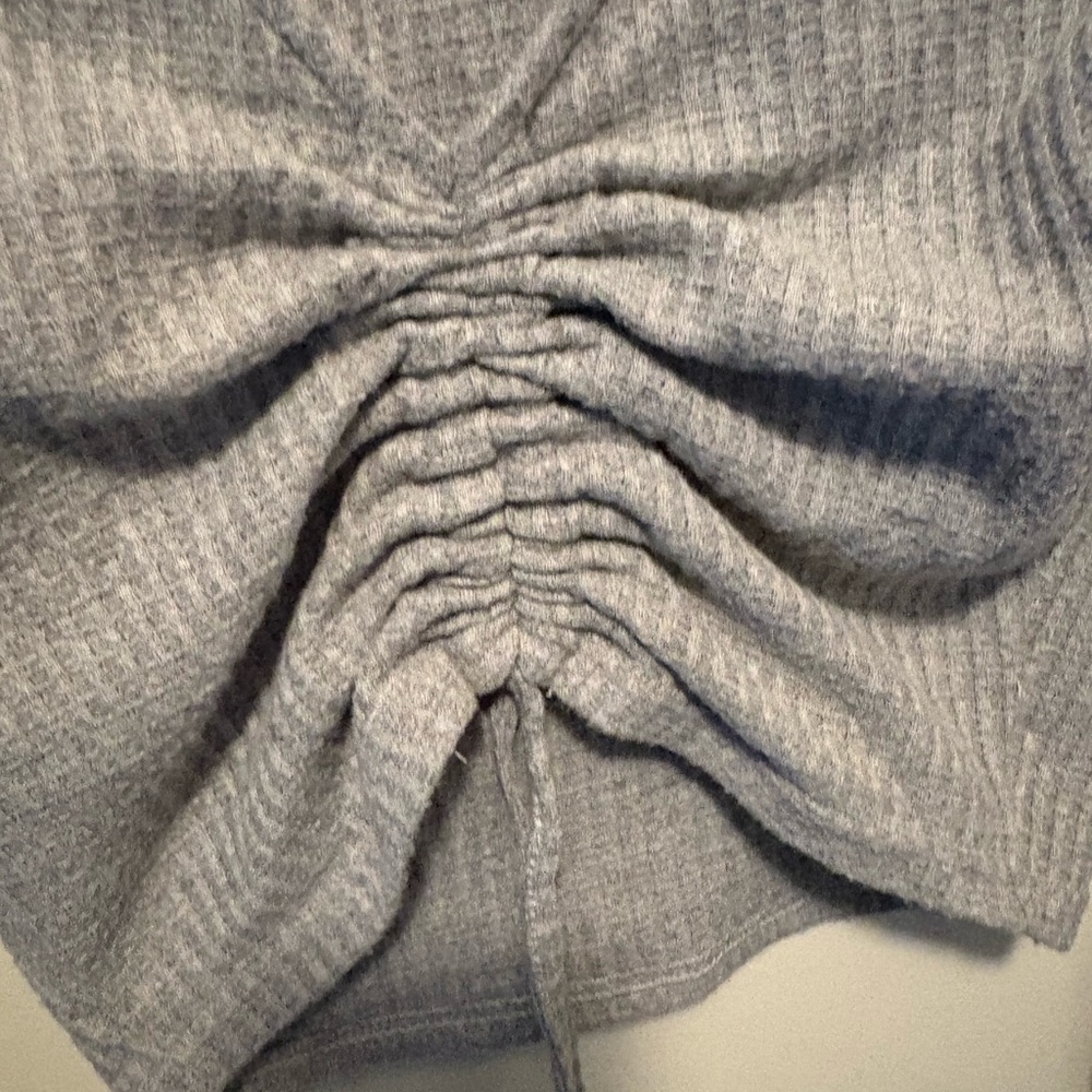 Forever 21 Light Gray Ruched Ribbed Blouse - Picture 3 of 3